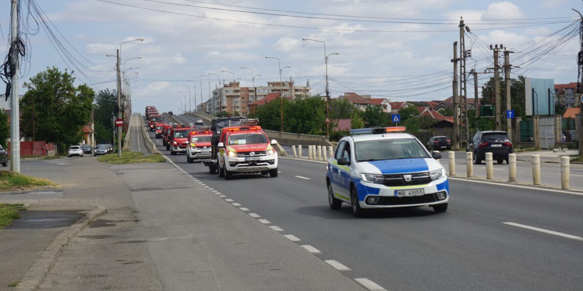 Pompierii timișeni intervin în sprijinul autorităților din Serbia/Foto