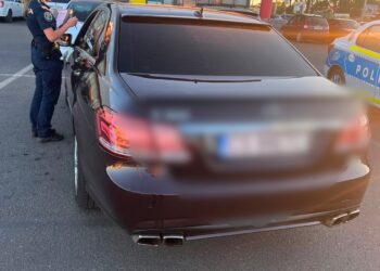 Noapte cu controale și dosare penale în Timișoara: peste 200 de persoane legitimate/Foto