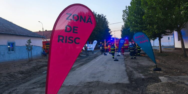 Alertă în Sânnicolau Mare: conductă de gaz fisurată, locuitorii din zonă au fost evacuați/Foto
