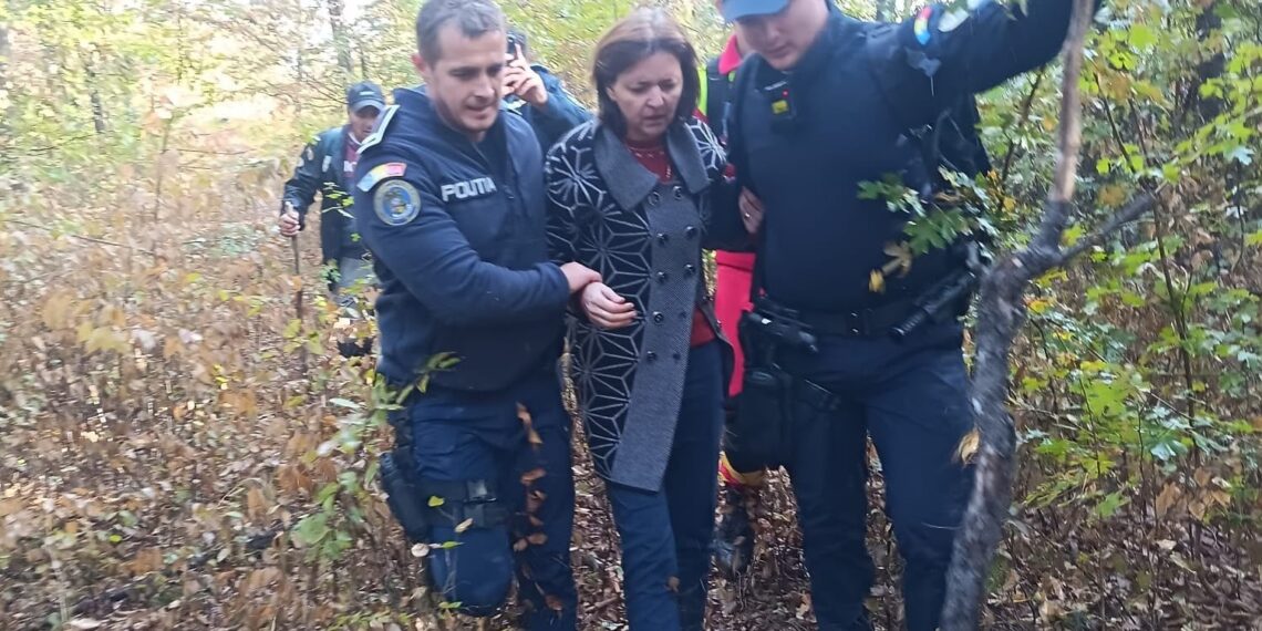 Arad: Profesoara dispărută după cursuri, găsită în pădure. Sute de persoane au participat la căutări