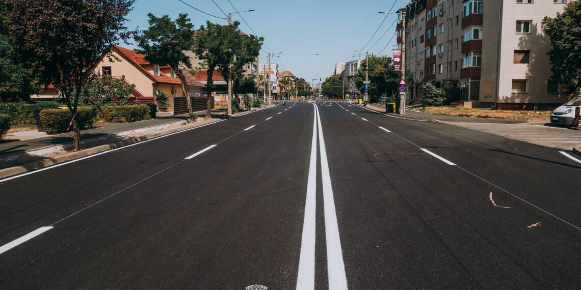Liniile 15, 16, E3 și M3 au revenit mai devreme la traseele normale