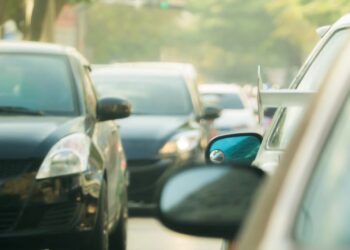 Trafic aglomerat în Lugoj din cauza lucrărilor la Podul de Fier. Călin Dobra: “Înțeleg nemulțumirea celor care pierd timp în trafic”