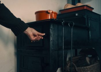 Peste 180 de incendii produse la gospodării în 2026 – principalele cauze