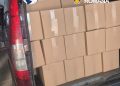 Captură de 4,4 milioane de țigări de contrabandă în trei autoutilitare. Rețea cu ramificații în mai multe județe, destructurată