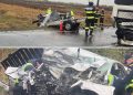 Accident mortal pe DN 6, la ieșirea din Jupa. Un tânăr de 28 de ani a murit după o coliziune frontală cu un TIR