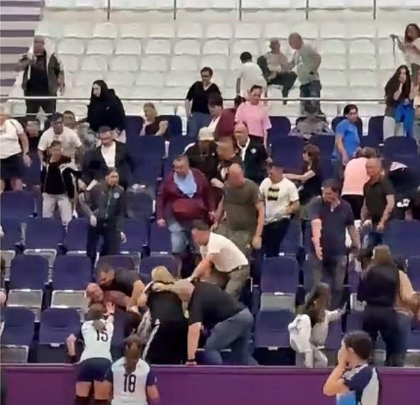 Scandal într-o sală de sport din Timișoara: doi bărbați s-au luat la bătaie în fața fetelor. DGASPC, sesizat