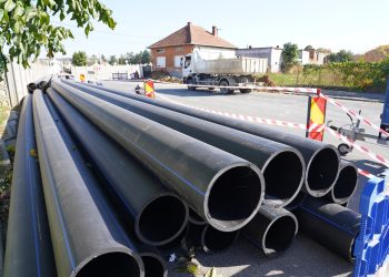 Conducta de apă de pe străzile 13 Decembrie și Brândușelor din Lugoj va fi înlocuită integral/Foto