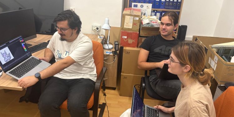Studenții UVT, locurile I și II la un hackathon internațional de neurotehnologie